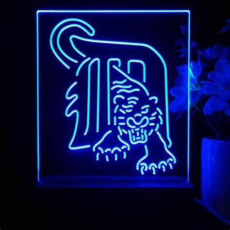 Detroit Tigers Logo 1 Led Desk Light Legacy Edition Fansignstime