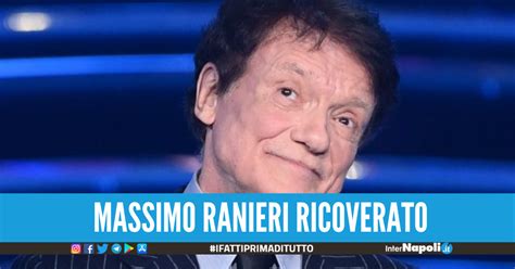 Massimo Ranieri Cade Dal Palco Durante Lo Spettacolo A Napoli Corsa In