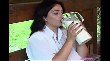 Huge Breasts Babe Squizing Sex Xvideos