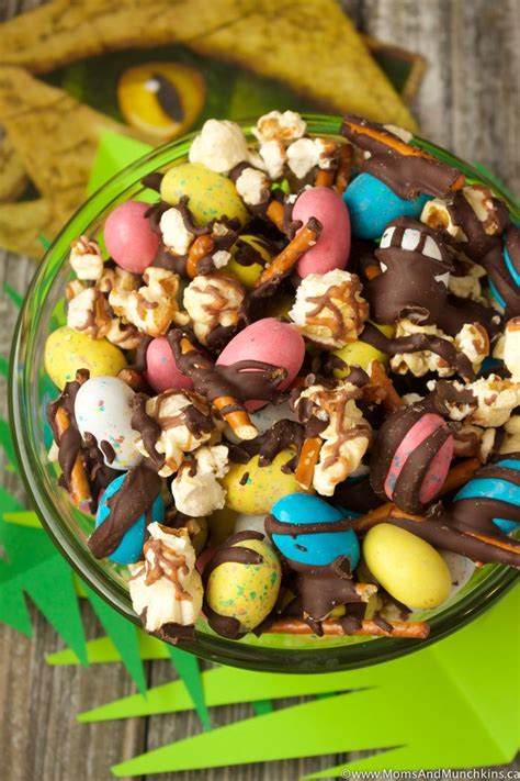 Dinosaur Munch And Crunch Recipe Snack Mix Recipes Dessert For