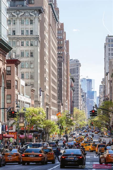 Gelbe Taxis Auf Der 5th Avenue Manhattan New York City USA