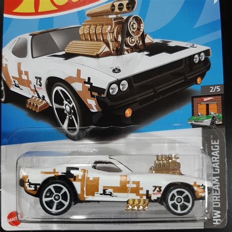 Mattel Other Hot Wheels Rodger Dodger 223 Hw Dream Garage Collection Unleashed Design Battle