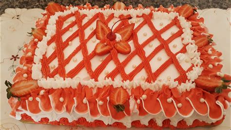 Bolo de Aniversário de 3kg Creme Belga com Morangos | Bolo para 30 ...