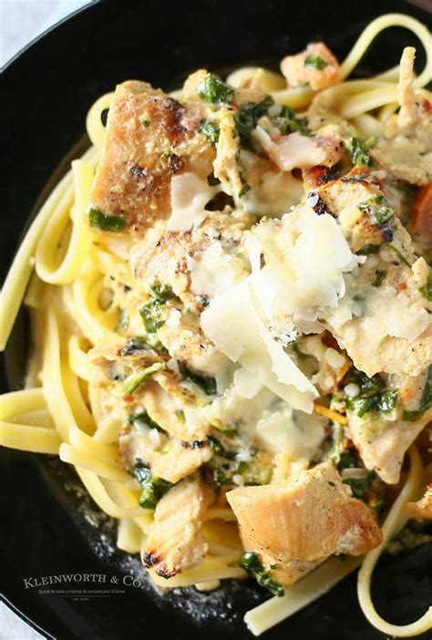 Chicken And Spinach Fettuccine Alfredo