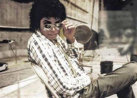 Foto Mengenang Kisah Hidup Raja Pop Michael Jackson Kumparan