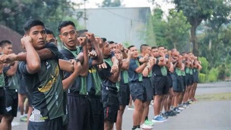 Lari Jalanan Condromowo Fisik Prima Songsong Tantangan Tugas Negara