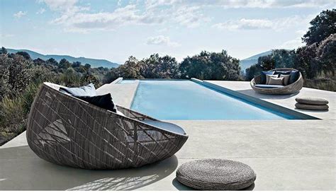 Luxury outdoor daybed with canopy