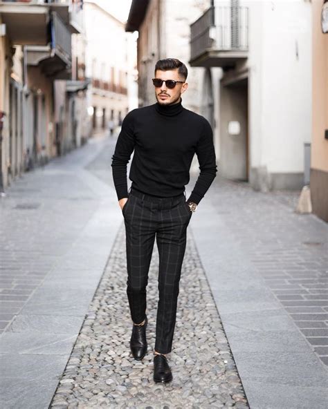 Stylish Total Black Day Outfit