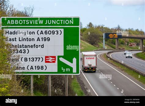 Autobahn Coronavirus Zeichen Schottland Stockfotos Und Bilder Kaufen