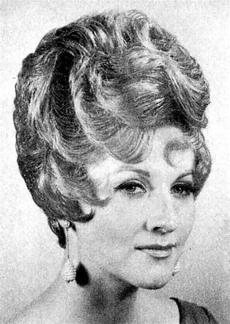 Helmet Hair 1960s Hair Beehive Hair Bouffant Hair Hair Creations