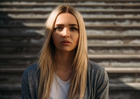 Stairs Depth Of Field Women Face Blonde Portrait Hd Wallpaper