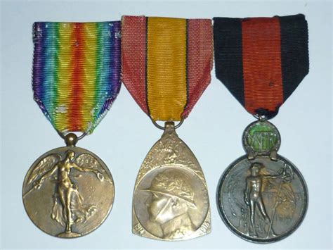 Belgique LOT 3 médailles de la guerre 14 18 YESER ww1 Catawiki