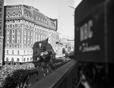 The First Macy’s Thanksgiving Day Parade | HISTORY