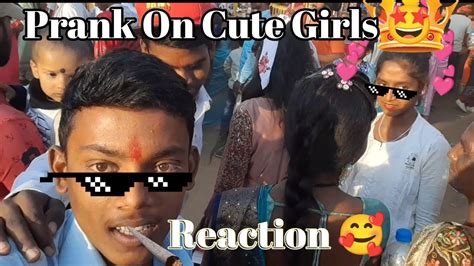 Cute Girls Ke Sath Prank 🤩 Cute Girls Ka Reaction 😜 Mela Me Cute