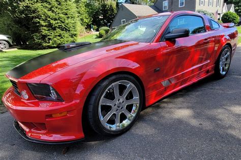 8k-Mile 2006 Ford Mustang Saleen S281 Extreme Coupe 6-Speed for sale on ...