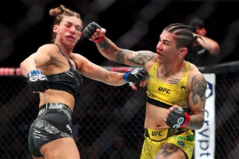 Jessica Andrade def. Mackenzie Dern at UFC 295: Best…