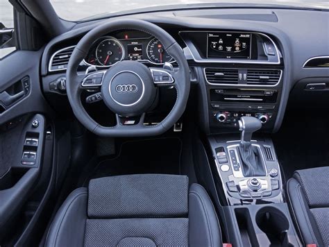 Audi a4 b8 кресла - фото