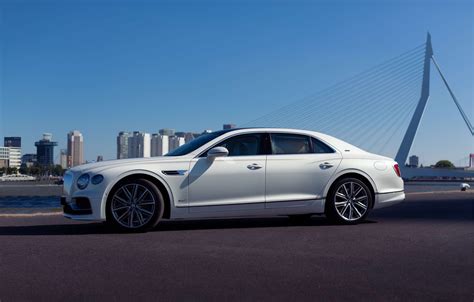 What can drivers expect in 2023? Electric SUVs, more inventory and ...