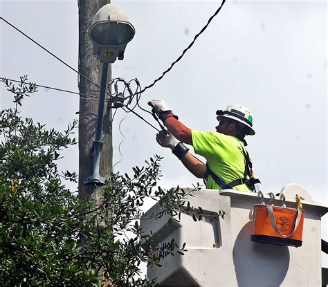 Old street lights being replaced in downtown Ocean Springs with more ...