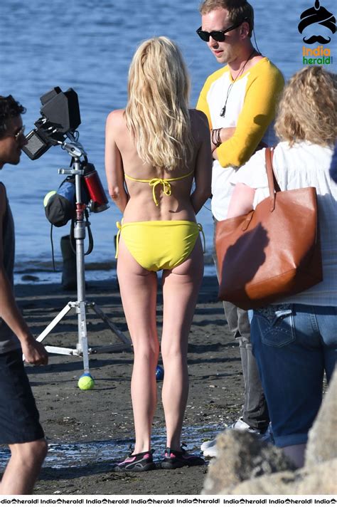 Anna Faris in a Yellow Bikini Set 1