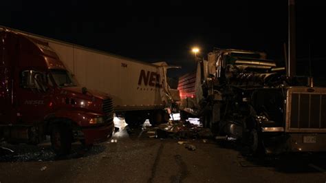 Tractor Trailer Crash Closes Hwy 401 Lanes Near Ajax Ctv News