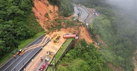 Derrumbe En Brasil Cobró La Vida De 2 Personas Y Dejó A 30