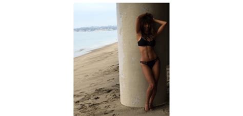 Halle Berry en bikini à 50 ans Une bombe hallucinante Black Feelings