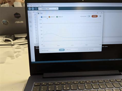 This app explains the bustijden 76 routes for the weekend 20