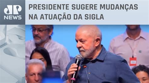 Em conferência eleitoral Lula defende que PT precisa voltar ao que era