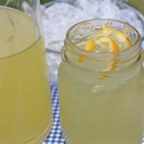 Easy Homemade Lemonade Recipe Old Fashioned