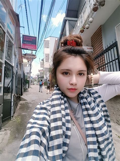 Hot girl Quỳnh Búp Bê bình tĩnh hơn sau nhiều bình luận quấy rối