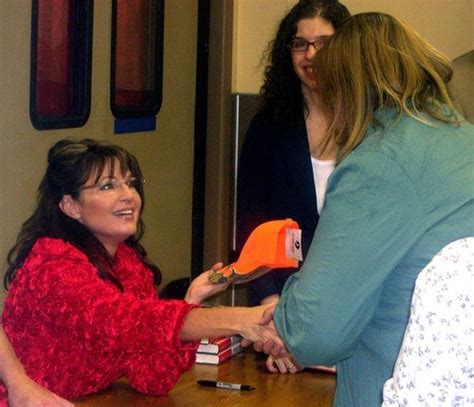 Sarah Palin visits northwest Iowa - West Central Tribune | News, weather, sports from Willmar ...