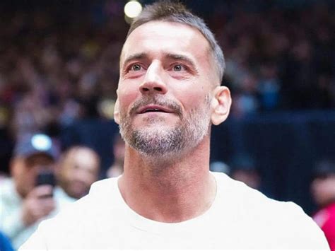 Cm Punk Gives Nod To Kendrick Lamar S Diss Track On Drake By Drawing