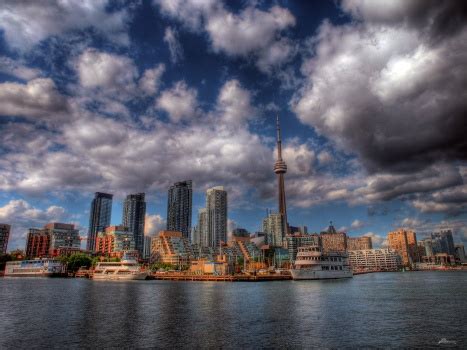 Solve Toronto Skyline Jigsaw Puzzle Online With 80 Pieces