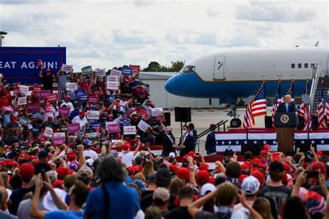 Trump's North Carolina Rally Attendance: Greenville Crowd Size Photos