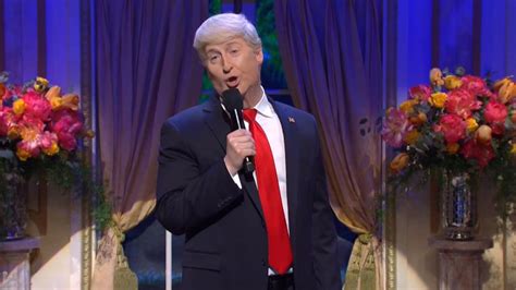 SNL: Donald Trump Sings My Funny Valentine to Putin