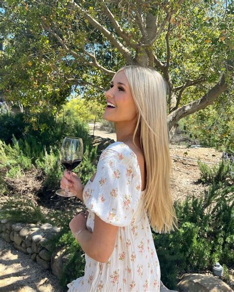 Allie Dunn's Leak: What Really Happened? The Full Story Here - fthr4yy
