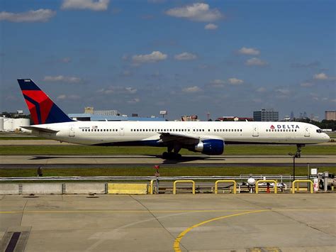 Delta Air Lines Fleet Boeing 757 300 Details And Pictures