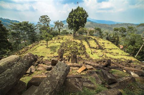 La Pir Mide M S Antigua Del Mundo Podr A Estar En Indonesia