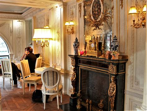 Un Café Pouchkine ouvre ses portes au cœur de Paris Russia Beyond FR