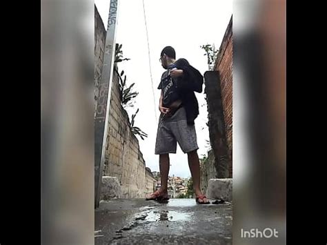 Meando En La Calle XVIDEOS