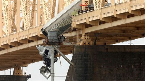 Firefighter Rescues Driver In Truck Hanging Over Kentucky Bridge The