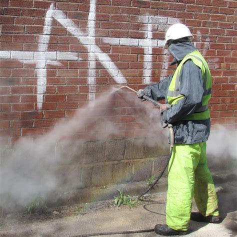 Essential Features To Look For In A Graffiti Removal Machine