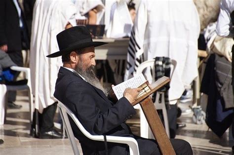 Orthodox Judaism Beliefs and Practices - Life-Enhancing Ideas