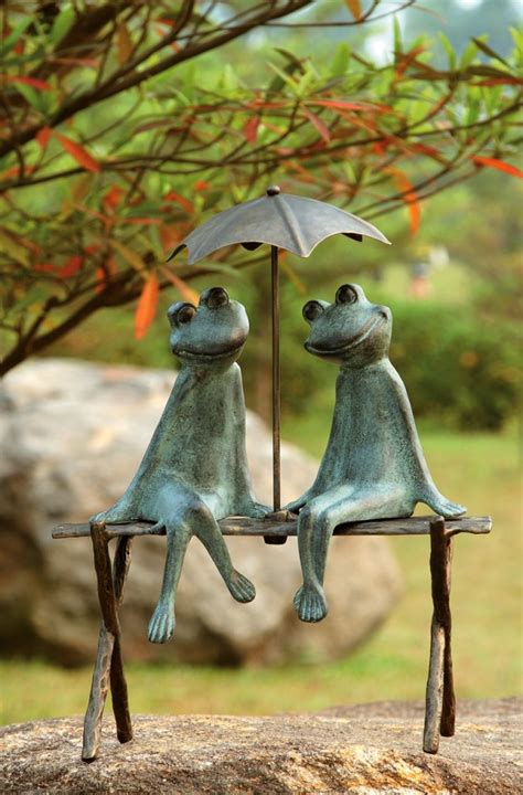 25 Cute And Funny Animal Garden Statues