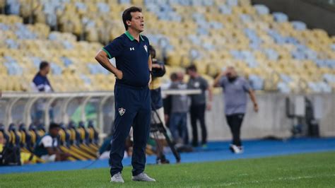 Diniz Lamenta Chances Perdidas Mas Destaca Volume De Jogo Fluminense