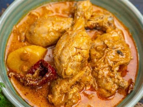 Know How To Make Bengali Style Doi Murgi Recipe At Home Yogurt Chicken