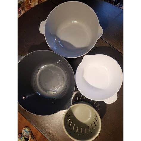 Target With Lid Mixing Bowls Mercari