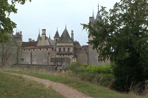 C Te D Or Les Habitants De La Rochepot S Opposent La Vente Du