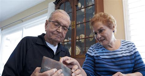 Watch Navy Veterans Wallet Lost In Antarctica Returned 53 Years Later